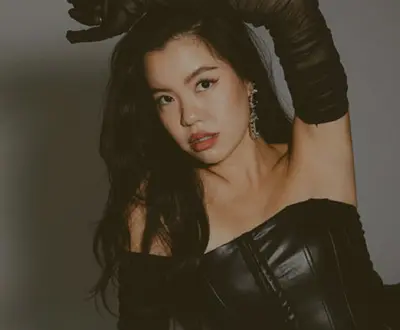 Gloria Kim