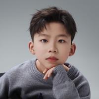 钟子皓演员头像