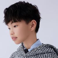 黄逸铭演员头像