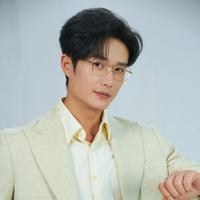 王潇 演员头像
