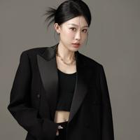 黄月倩演员头像