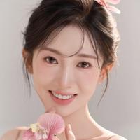 诗越越演员  头像