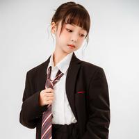 田皓允演员头像