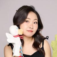 冯雨薇演员头像