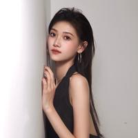 何  言演员头像
