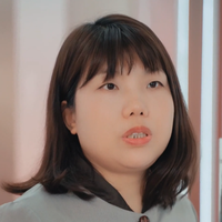 黄美英演员头像