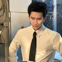 徐烯霁演员头像