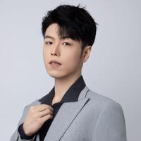 卢启航演员头像