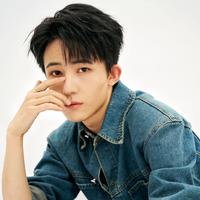 贾浩男演员头像