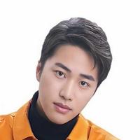 石梓隆演员头像