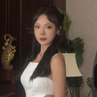 邓依灵演员头像
