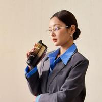 杨金燕演员头像