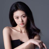 郑雅心演员头像