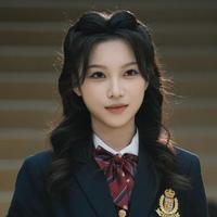 李佳惠  演员头像