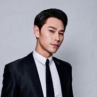于鹏演员头像