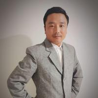 卢兴华演员头像