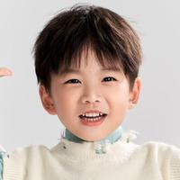 黄俞郗演员头像