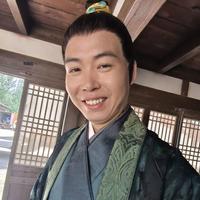 杨本汐演员头像