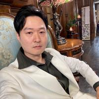 小渝哥演员头像