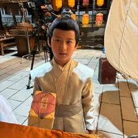 汪佳童演员头像