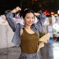李丽莎演员头 像