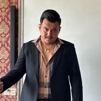杨烁演员头像