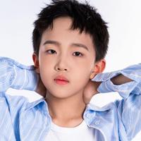 任翱东演员头像