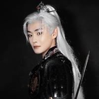 李君扬演员头  像