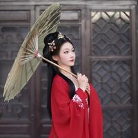 钱多多演员头像