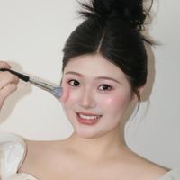 徐显鑫演员头像