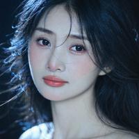 杨依诺  演员头像