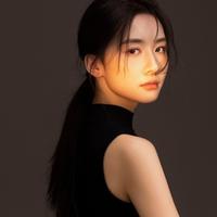 周钶臻演员 头像