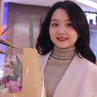 王雯  演员头像