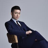 贾佳伦演员头像
