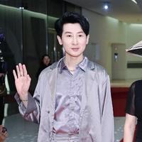 浚然演员头  像