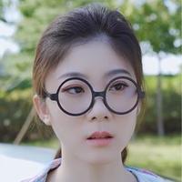 卢怡静演员头像