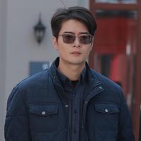 何晨翔演员头像