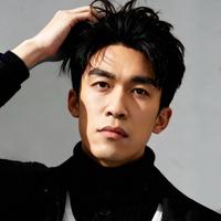 周小伟演员头像