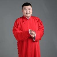 杨成山演员头像