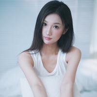 翁心演员头像