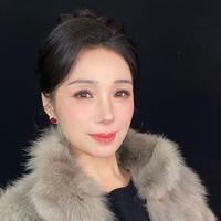 谢碧文演员头像