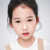 张筱涵演员头像