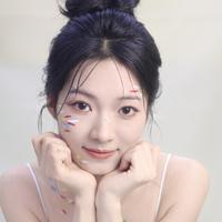 詹露斯演员头像