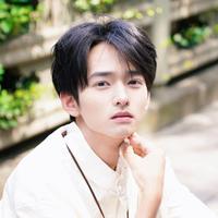 杨洲演员头像